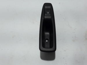   Rear side door glass switch 