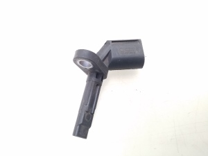 ABS-Sensor vorne - 4E0927804D
