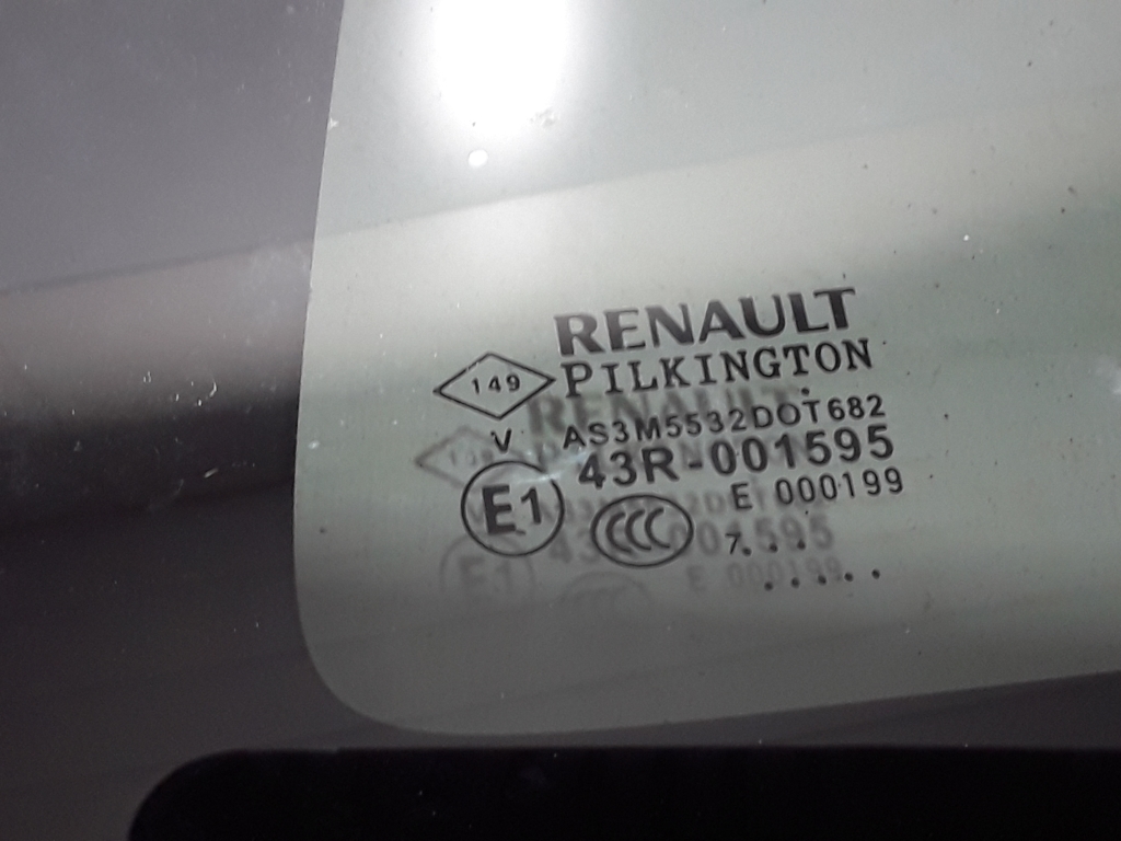 RENAULT Captur 1 generation (2013-2019) Kreisās Puses Aizmugurējais Stikls 833078189R 22385251