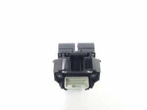 LEXUS NX (2014–2021) Priekšējo durvju stikla slēdzis 8404078020 - 3