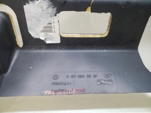 Mercedes Benz E-Class W211 (2002–2009) Dashboard and its parts A2116800687 - 4