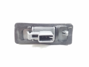 LEXUS NX (2014–2021) Numbrimärgi tuled 8127076010 - 2