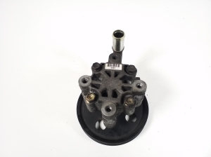 Chrysler Voyager IV (2001–2007) Roolivõimendi pump - 2
