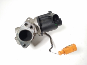  EGR valve 