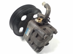 Suzuki Grand Vitara II (2005–2015) Power steering pump 4910067J00 - 3