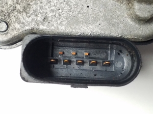 AUDI A4 B8 (2007–2016) Saugrohrklappen-Stellmotor 059129086K - 3
