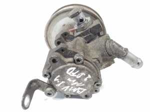 Power steering pump - 6780459