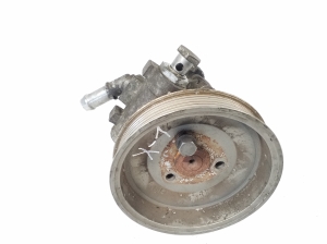 BMW X1 E84 (2009–2015) Power steering pump 6780459 - 3