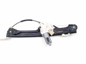 Rear side door window regulator and its parts - 