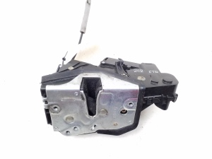 BMW 3 SERIES E46 (1998–2007) Front door lock - 2