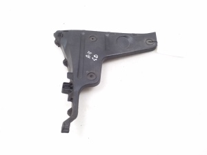  Rear bumper bracket 