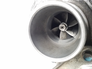 Kia Carnival (1998–2006) Turbolader 282004X300 - 2