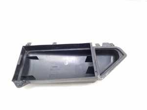 BMW 5 SERIES E60 (2003–2010) Luftfiltergehäusedeckel 6913503 - 2