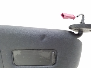 Sun visor