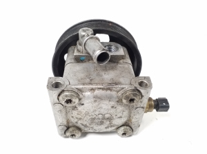 Ford Focus (1998–2005) Power steering pump 2S413A696AA - 3