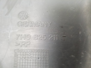Volkswagen Transporter T5 (2003–2015) Unterbodenschutz 7H0825211 - 2