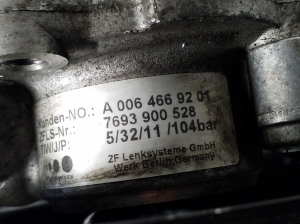 Mercedes Benz C-Class 204 (2007–2014) Servopumpe A0064669201 - 4