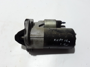 RENAULT Captur (2013–2019) Starter 233001073R - 2