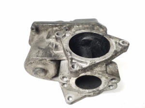  EGR valve 