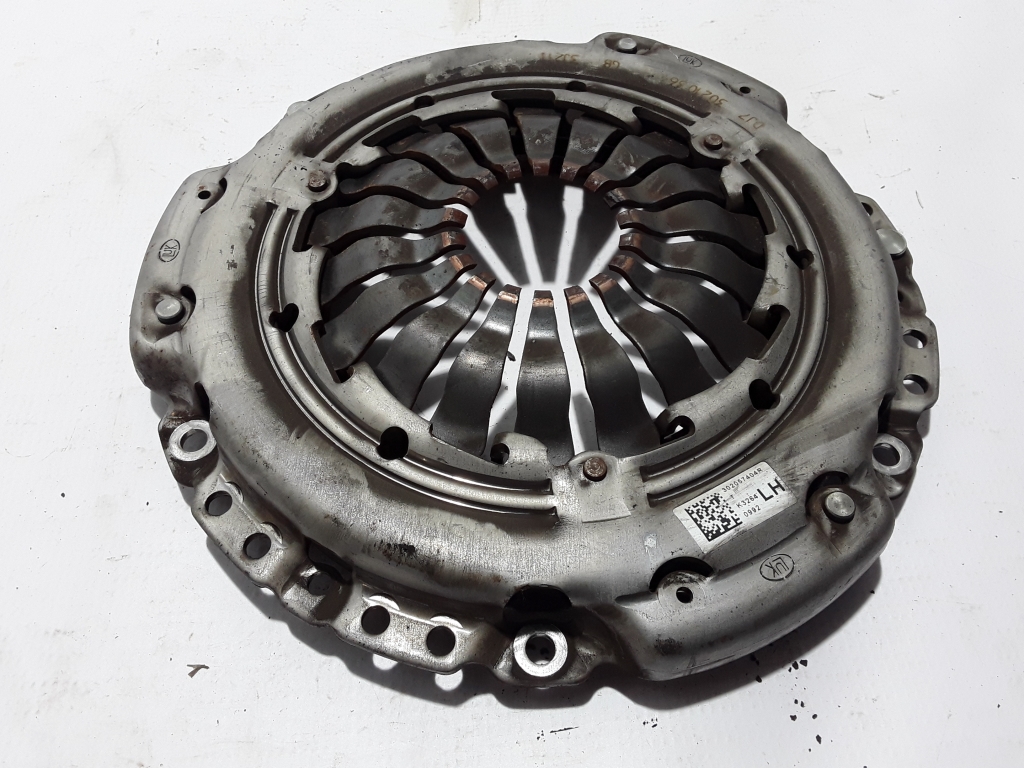 RENAULT Captur 1 generation (2013-2019) Clutch Pressure Plate 302057404R 22388821