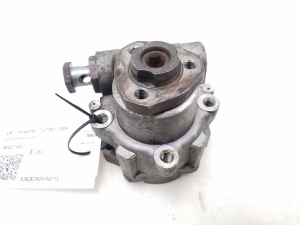  Power steering pump 