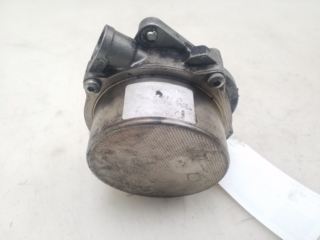 AUDI A6 C6/4F (2004-2011) Vakuum pumpe 25076438