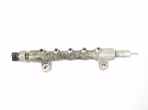 TOYOTA RAV 4 A3 (2005–2012) Kõrgsurve kütusetoru 063009J08985 - 2
