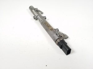 Jeep Commander (2005–2010) Common Rail Kraftstoffleitung A6420700695 - 3