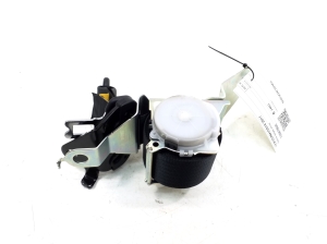   Sicherheitsgurt hinten  - 7335078020 