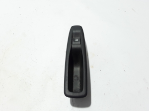   Rear side door glass switch 