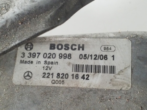 Mercedes Benz S-Class 221 (2005–2013) Scheibenwischermotor vorne A2218201642 - 2