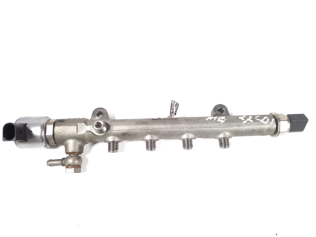 MERCEDES-BENZ C-Class W204/S204/C204 (2004-2015) Fuel Rail A6510700595, A6510700800 21914439