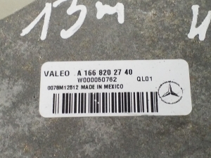 Mercedes Benz GL-Class 166 (2012–2015) Scheibenwischermechanismus A1668202740 - 2