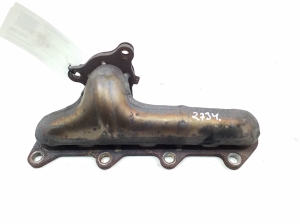  Exhaust manifold 