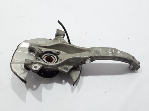 VOLVO XC90 (2015–2024) Front wheel hub 31476878 - 2