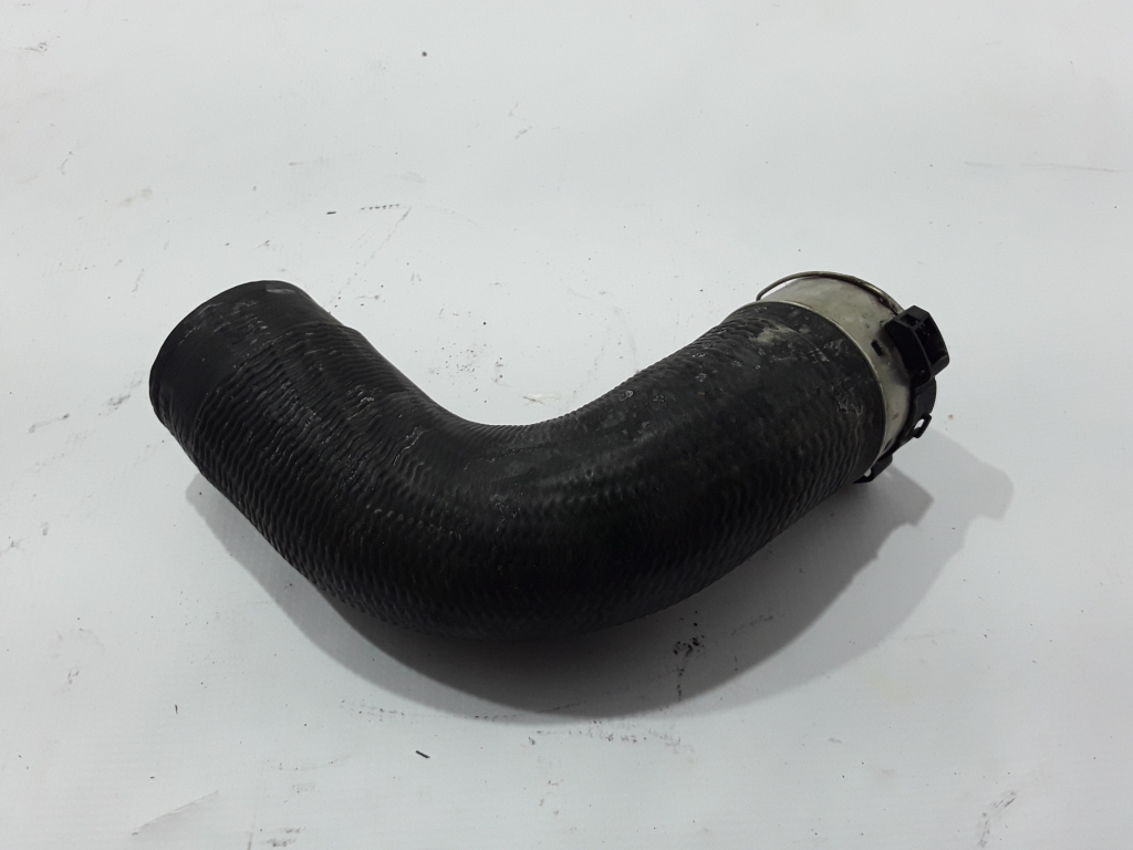 VOLVO V60 1 generation (2010-2020) Right Side Intercooler Hose 32222071 22389230