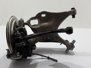 VOLVO XC90 (2015–2024) Rear wheel hub and its parts - 4