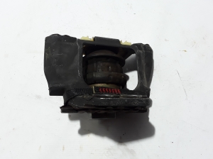 VOLVO XC90 (2015–2024) Engine mount 31330588 - 3