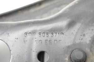 Volkswagen Tiguan (2007–2016) Tagumine õõtshoob 3Q0505311E - 2