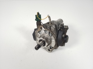 NISSAN Navara (2005–2015) Kraftstoffpumpe 167005X00A - 2