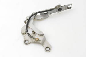 BMW 1 SERIES E87 (2003–2012) Scharnier Motorhaube 7060559