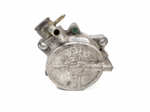 Vacuum pump - 14650AD200