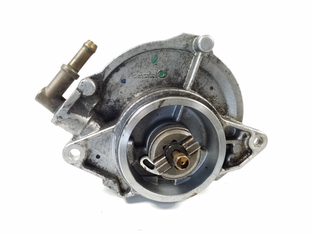 AUDI A5 8T (2007-2016) Vacuum Pump 057145100AF 21914259