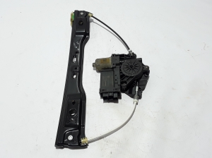 VOLVO XC90 (2015–2024) Aizmugurējo durvju logu pacēlājs 31349760 - 2