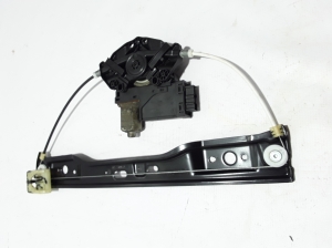 VOLVO XC90 (2015–2024) Aizmugurējo durvju logu pacēlājs 31349761 - 3