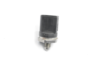   High pressure fuel line sensor 