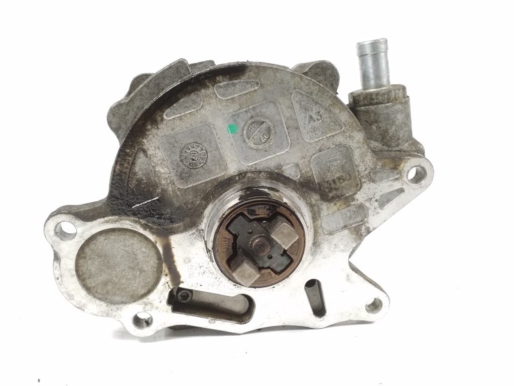Used AUDI A4 Vacuum pump 03L145100