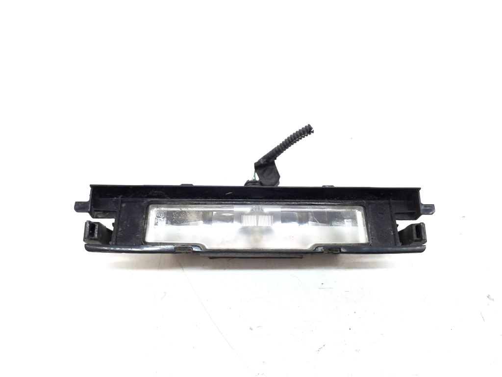 Toyota yaris number plate hot sale light