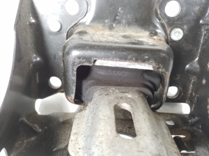 Peugeot 208 (2012–2019) Käigukasti padi 9810216980 - 4