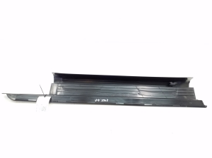 Mercedes Benz SLK-Class 171 (2004–2011) Inner sill trim A1716800235 - 3